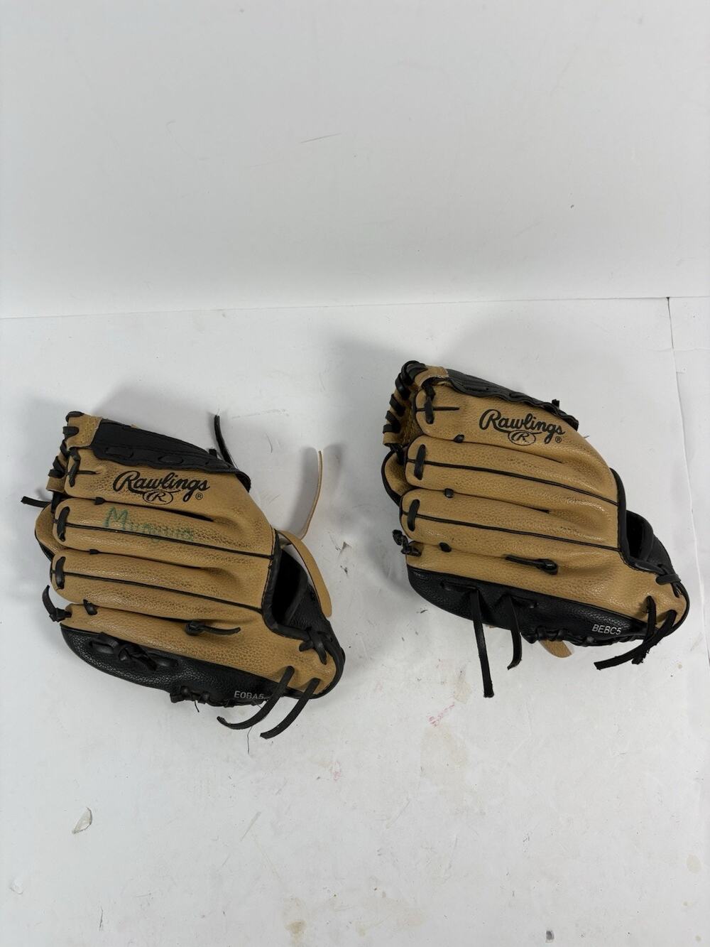 Rawlings PL109CB 9 Inch Youth Baseball Gloves Lot of 2 Basket Web RHT Tan Black